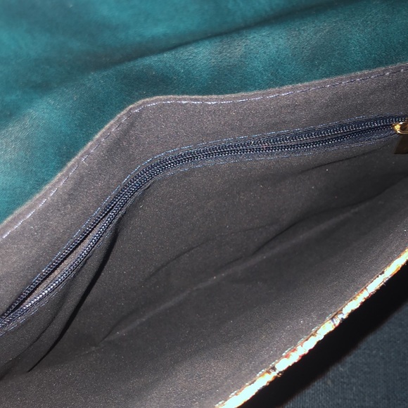 Colorful summer clutch with gold chain! - Picture 3 of 4